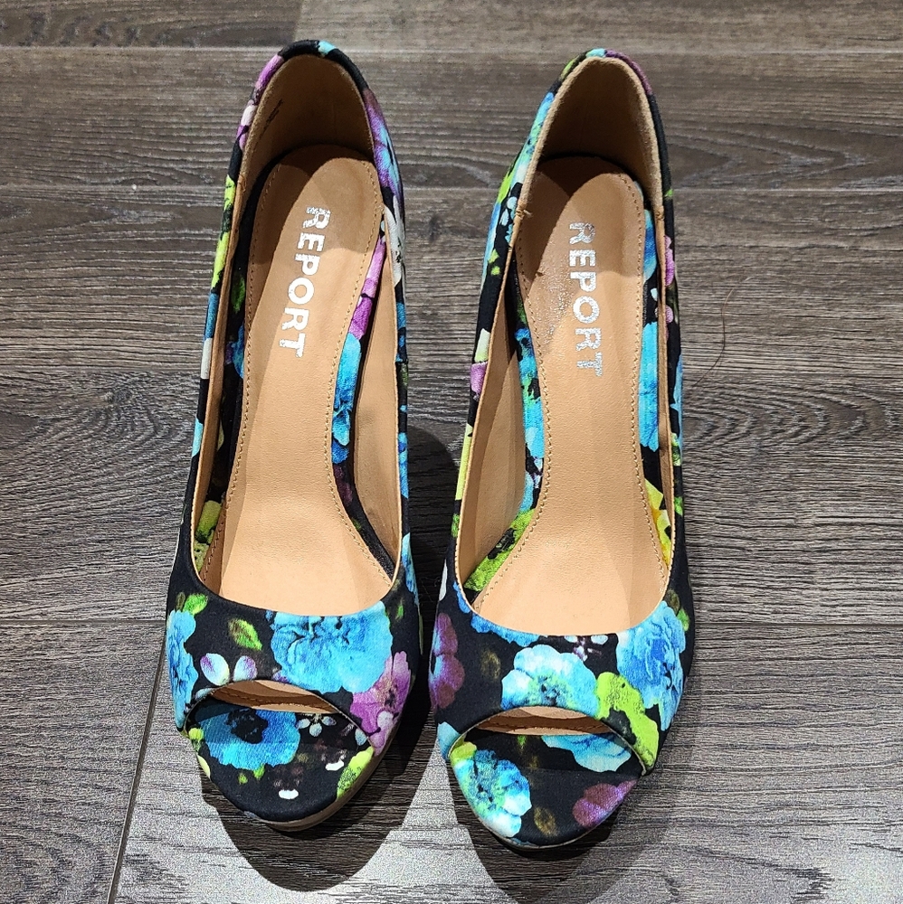 Peep Toe Pumps Size 6